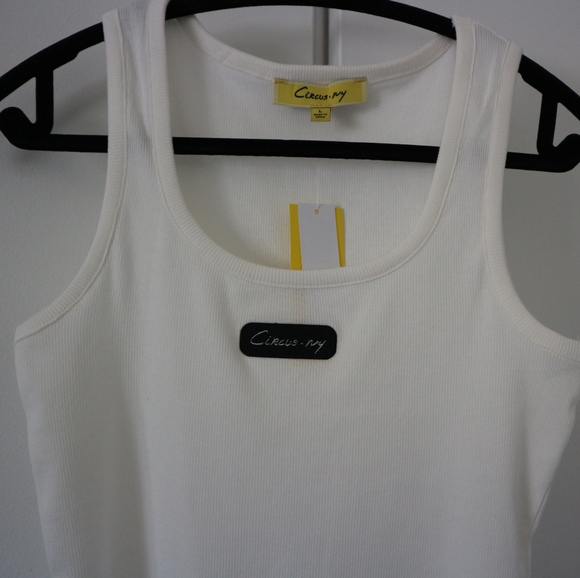 NWT Circus ny Valeria Top size L - Picture 13 of 14